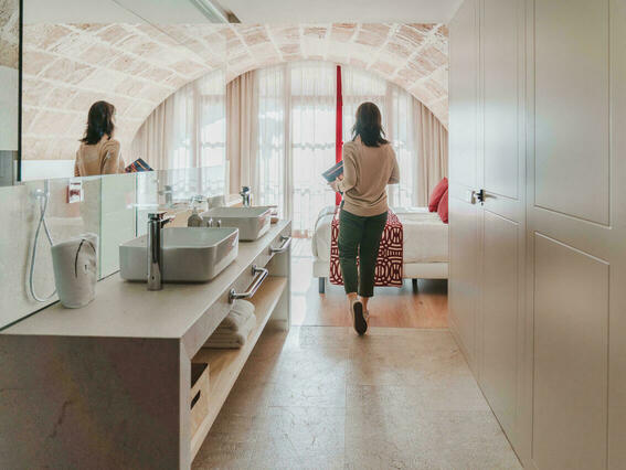 FIL Suites FIL The Best 2.jpg